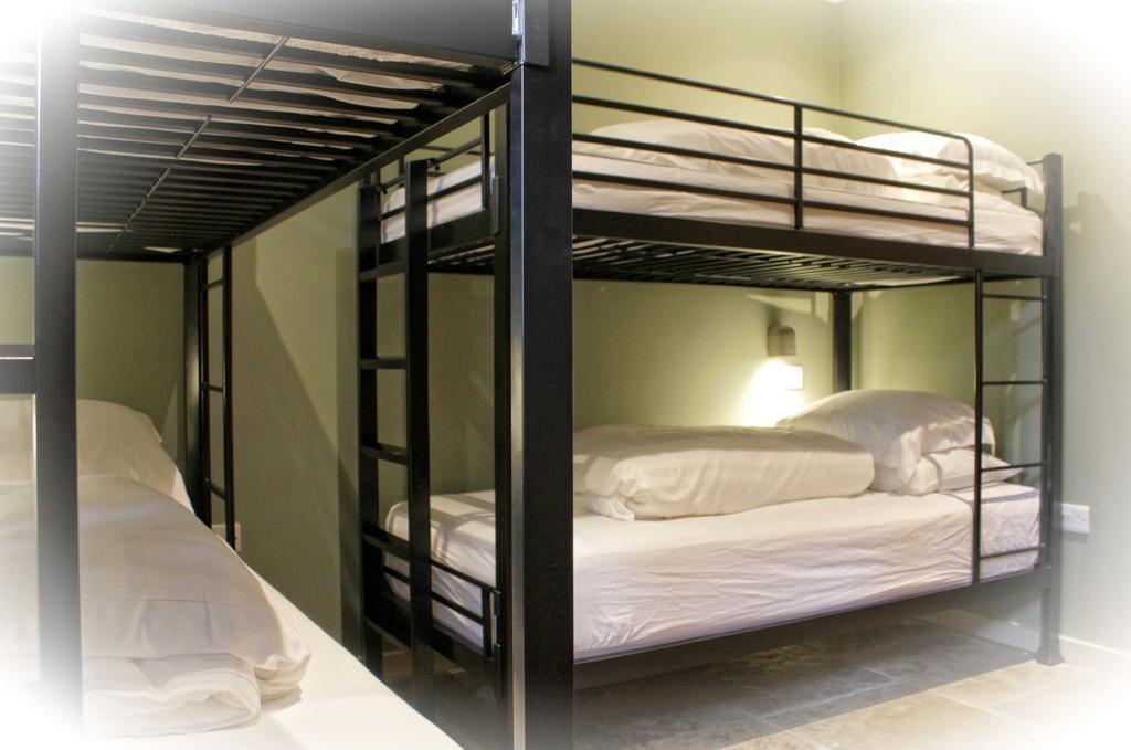 Lumely Fee Bunkhouse Aparthotel Kendal Exterior foto